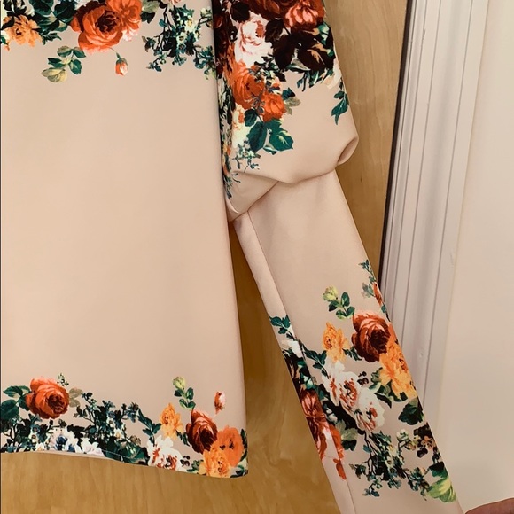 Top - Picture 3 of 4